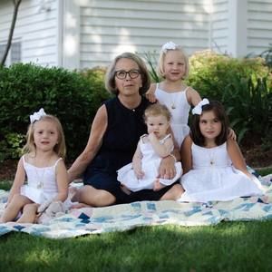 Meet your Posher, Debra